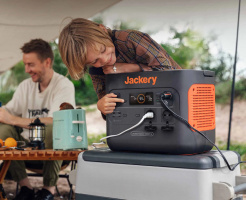 Jackery Explorer 2000 Pro