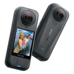Zestaw startowy Insta360 X4 Air w kolorze czarnym