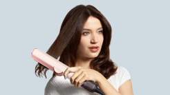 Dyson Airstrait HT03 w kolorze śliwkowo-miedzianym