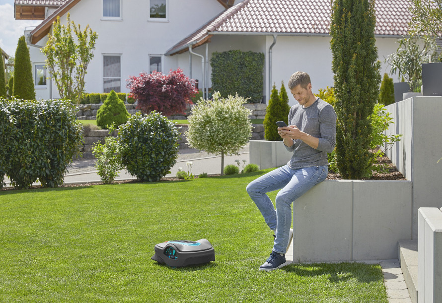 Przedstawiamy kosiarkę automatyczną Gardena Sileno life 1500 smart
