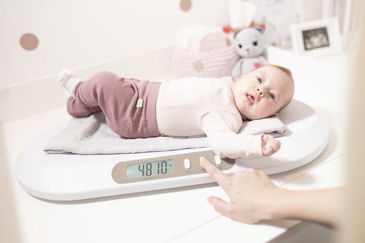 Połączenie z aplikacją mobilną ułatwi kontrolę wagi Twojego dziecka