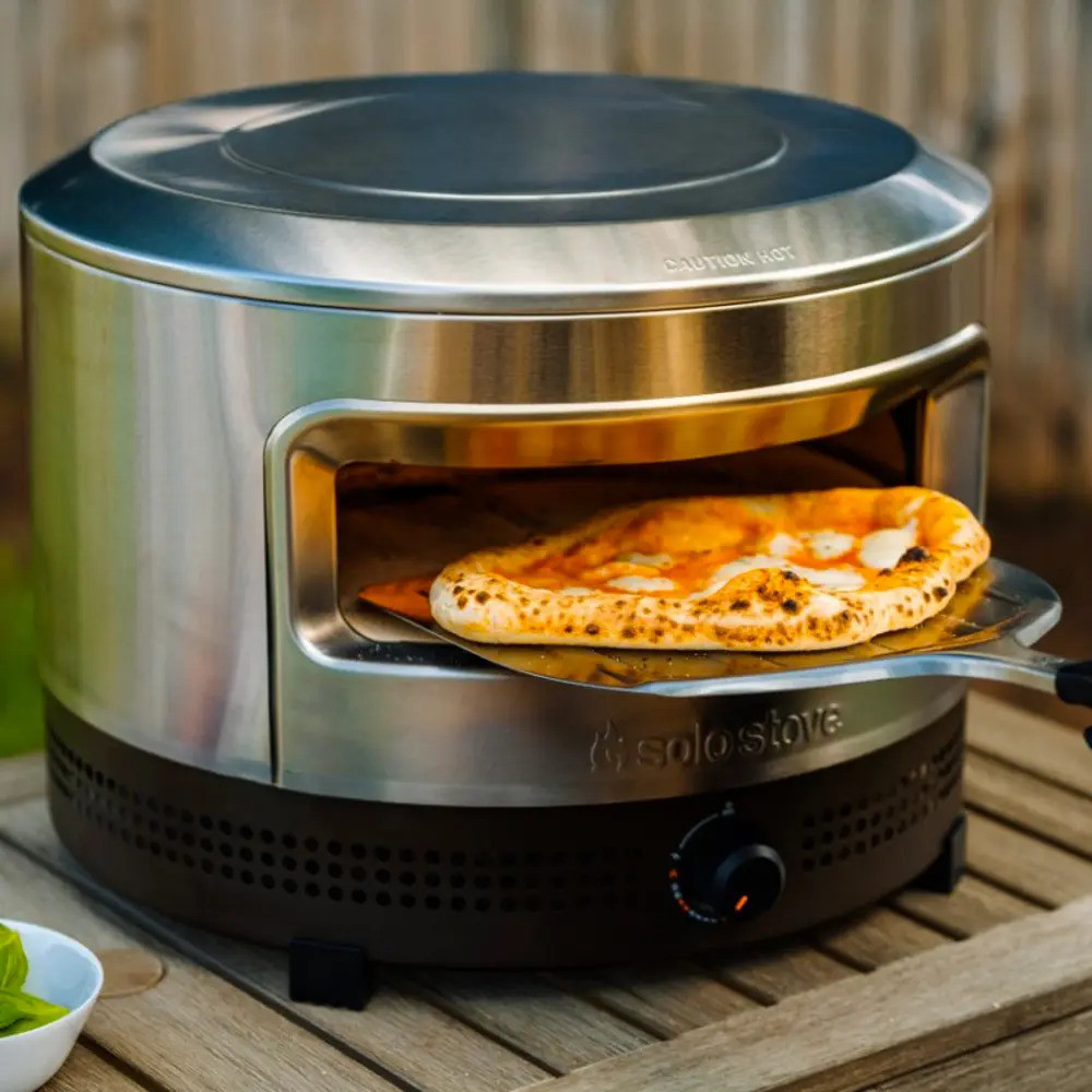 Wypieka chrupiącą pizzę w 3 minuty