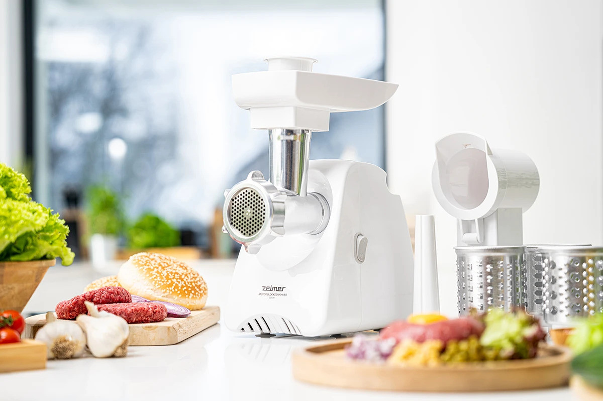 Moc wejściowa 2200 W i wydajność do 3 kg/min.