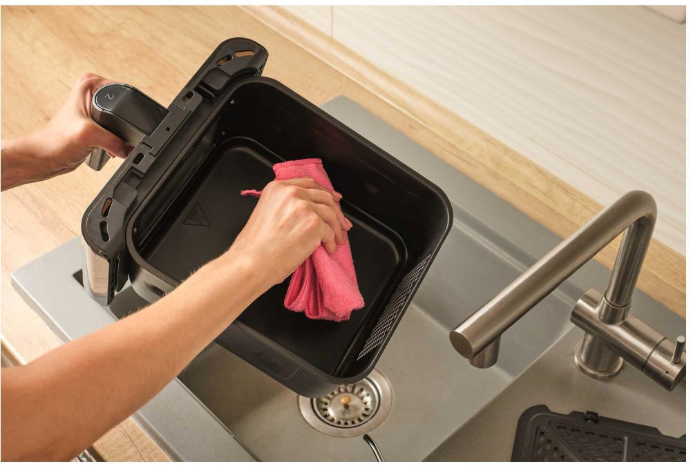 Szybkie czyszczenie dzięki nieprzywierającej powierzchni