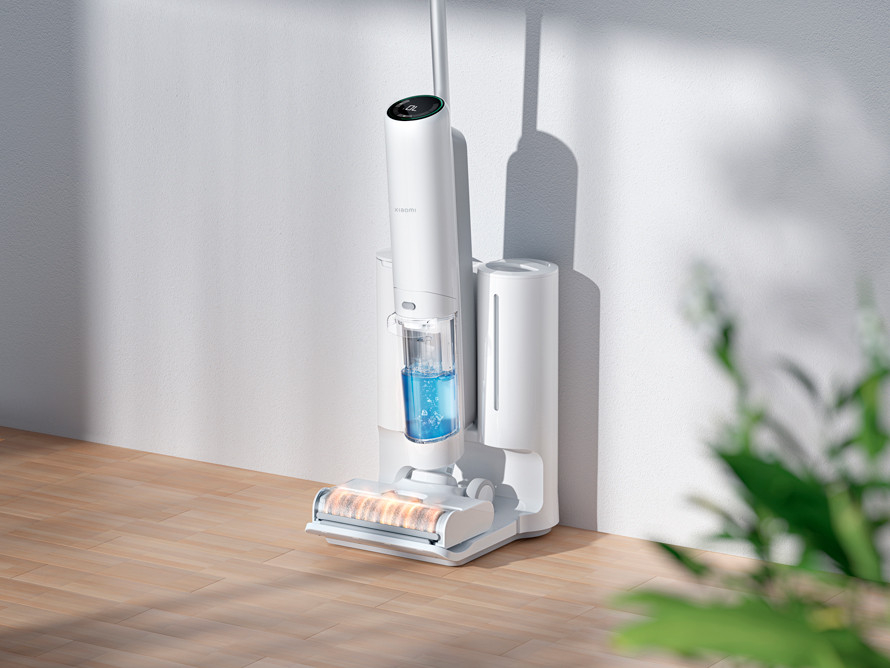 Czyści i usuwa zapachy