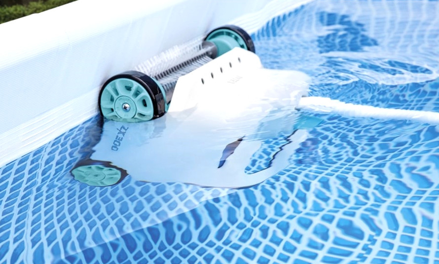 Przedstawiamy basenowy odkurzacz Intex 28005 DELUXE ZX300